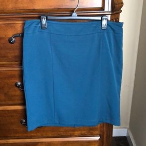 Apt 9 skirt